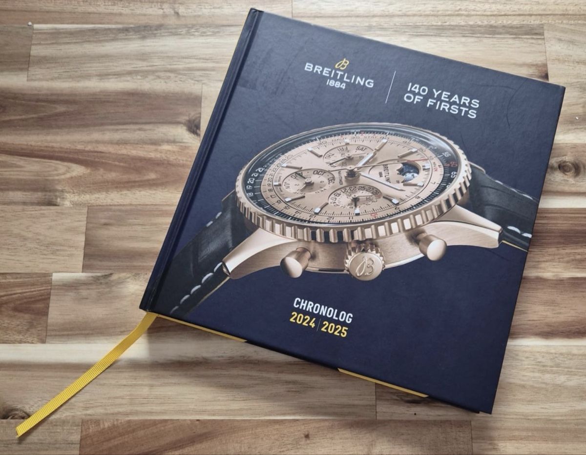 Breitling Uhren: Casquette Breitling + Livre anniversary – Neu und originalverpackt aus La Chaux-de-Fonds von cin_p5yf 2