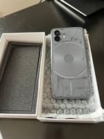 Nothing Phone (2) (gris, 256go) NEUF
