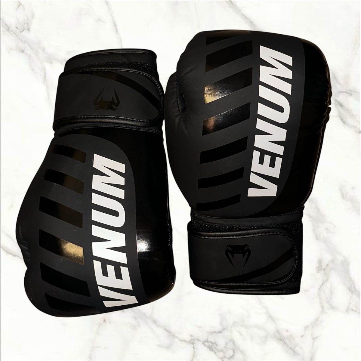 Venum Altri accessori da uomo: Venum Boxhandschuhe – Nuovo (secondo la descrizione) da Frenkendorf venduto da a_1999