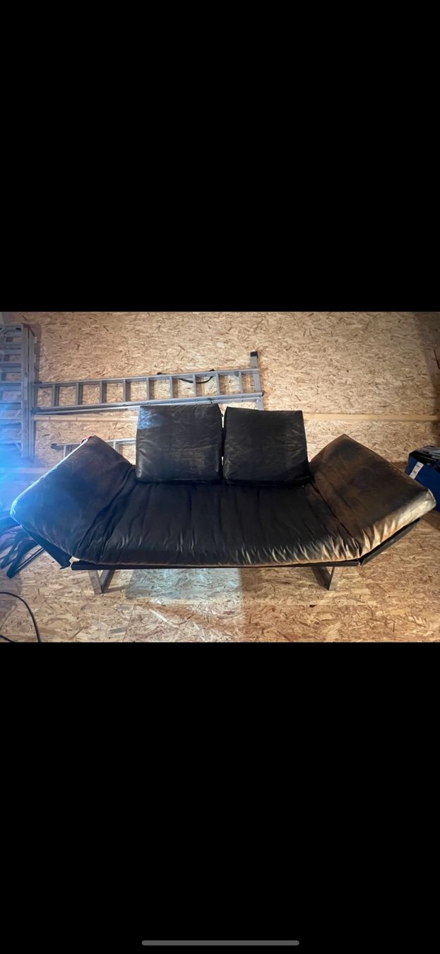 Divani: Canapé lit futon en cuir – Usato da Gollion venduto da stepmett11