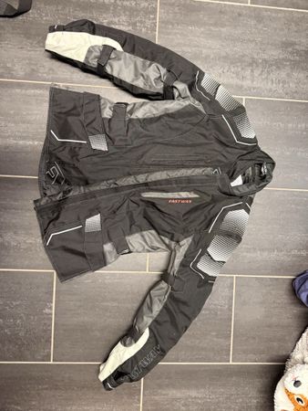 Fastway Motorradjacke Gr. 44, schwarz, Top Zustand!
