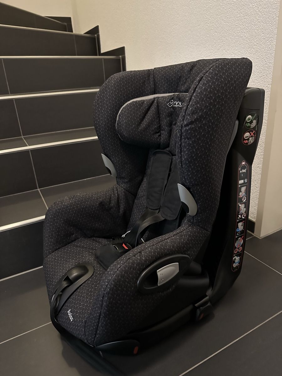 Maxi-Cosi Seggiolini per auto: Kindersitz Maxicosi Axiss – Usato da Frauenfeld venduto da Bimbo81 1