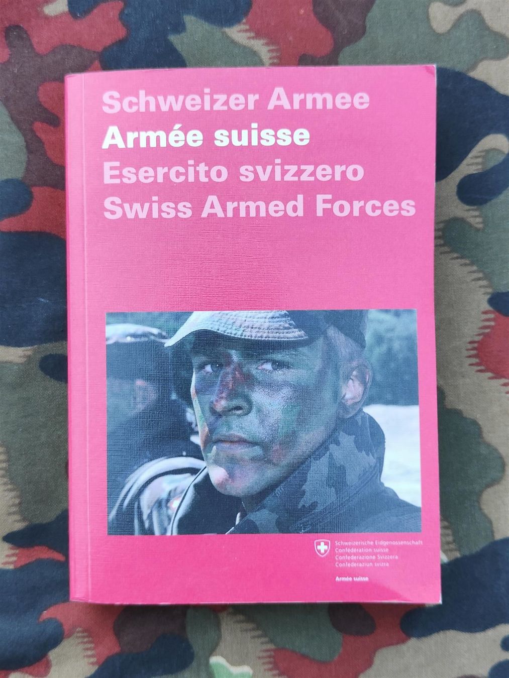 Livres: Armée suisse 2009 – D'occasion à Bauma par SwissMilitaria