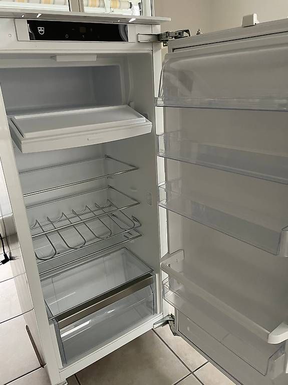 V-Zug Réfrigérateurs: Einbaukühlschrank – D'occasion à Schönenwerd par Sx 1
