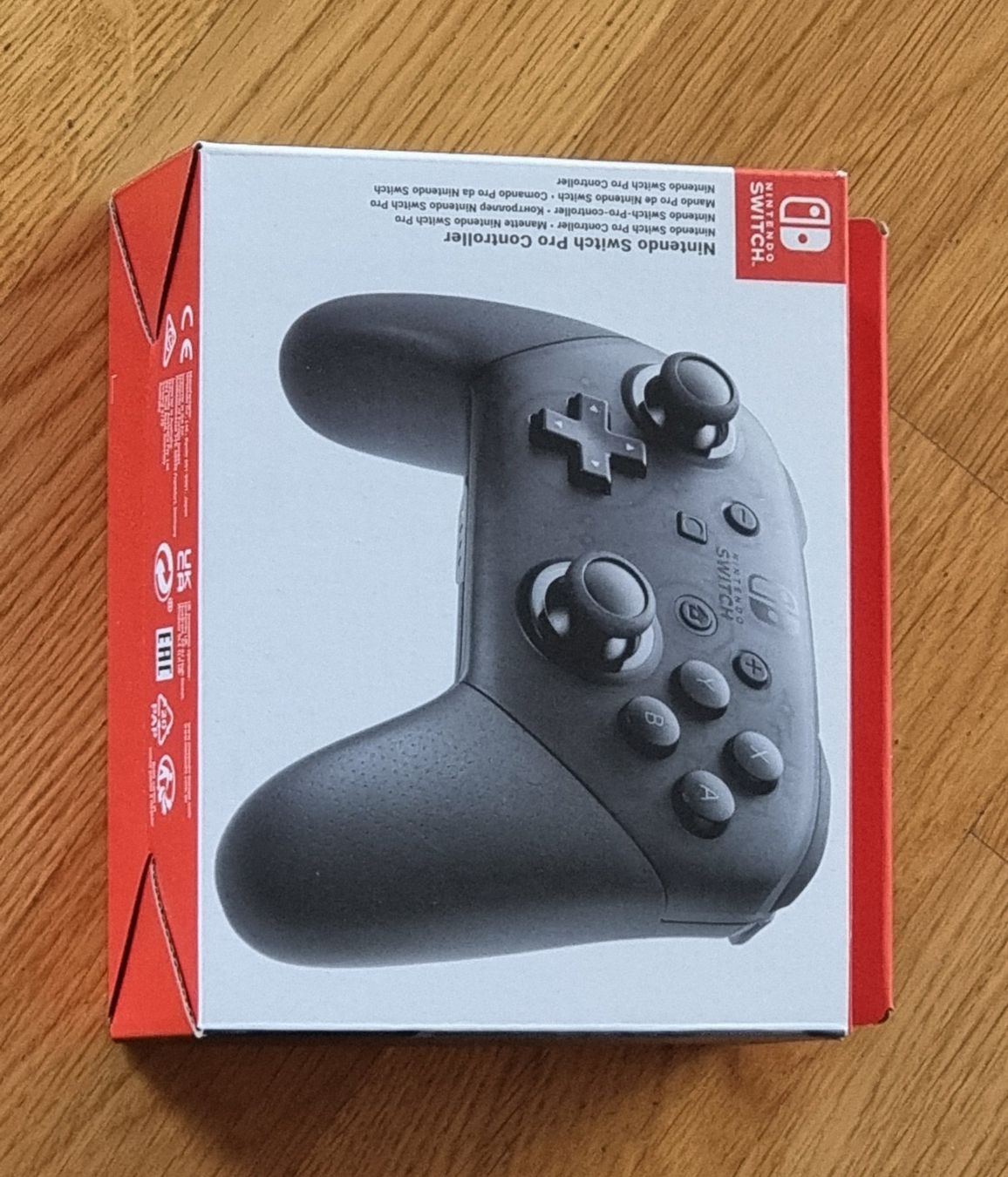 Nintendo Consoles: Nintendo Switch Pro Controller - Neuwertig, originalverpackt – D'occasion à Lostorf par eressea28 3