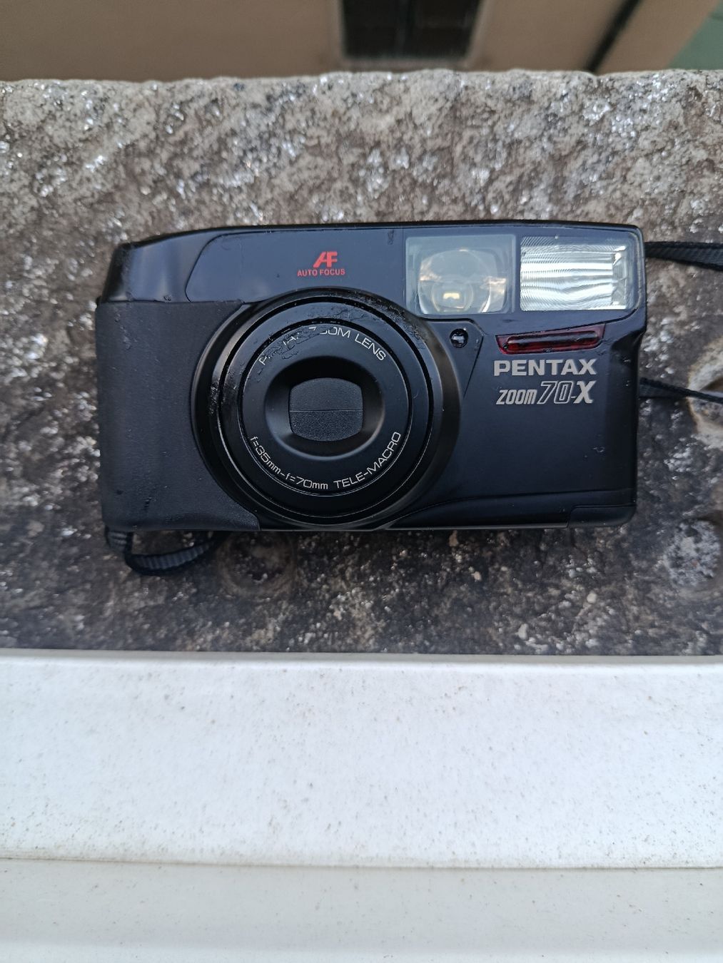 Pentax Fotocamera: Fotocamera Pentax Zoom 70-X + custodia – Usato da Bellinzona venduto da vin_jm7f