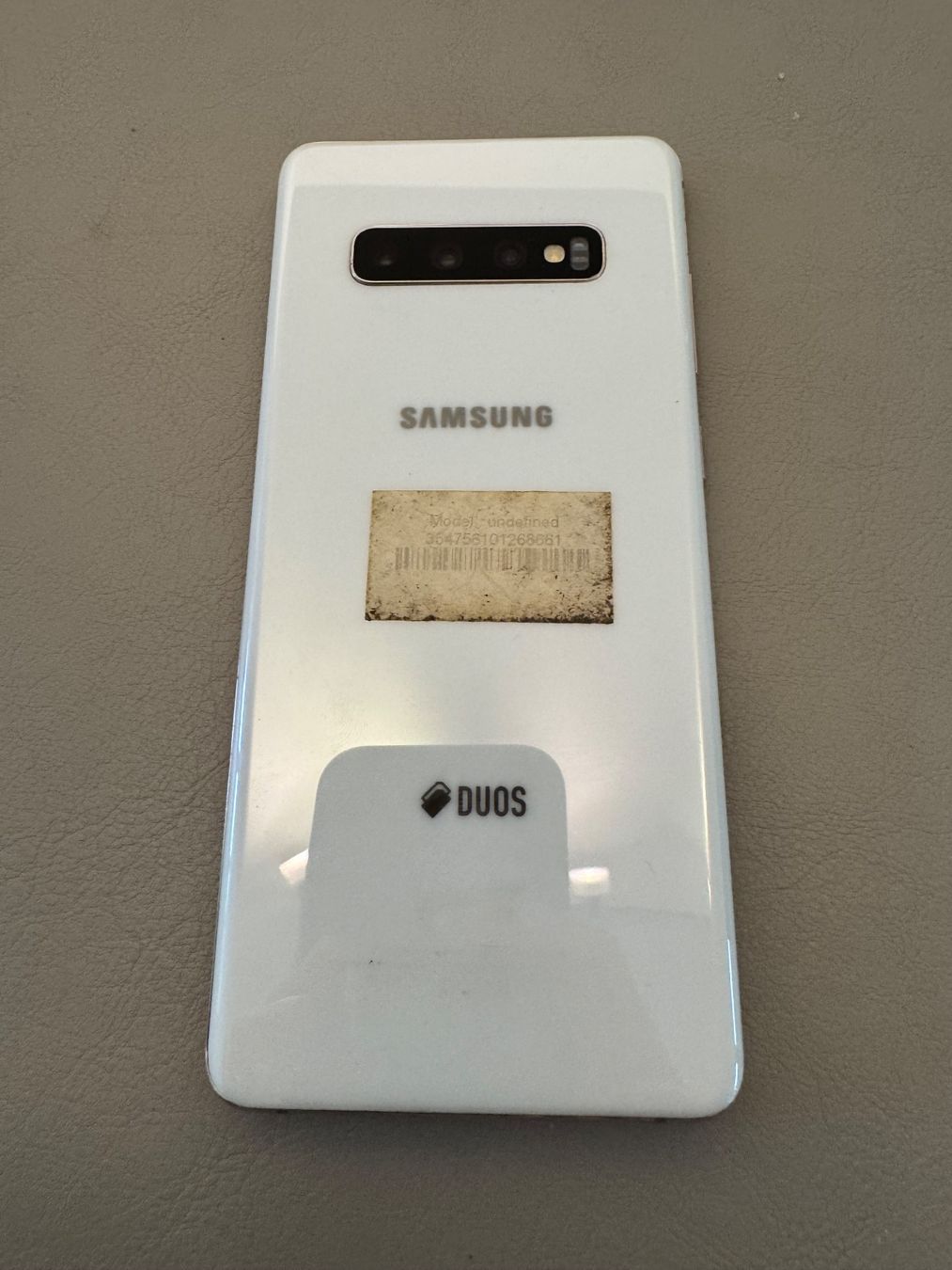 Samsung Telefoni cellulari / Smartphones: Samsung Galaxy S10+ – Difettoso da Adliswil venduto da Busys 1