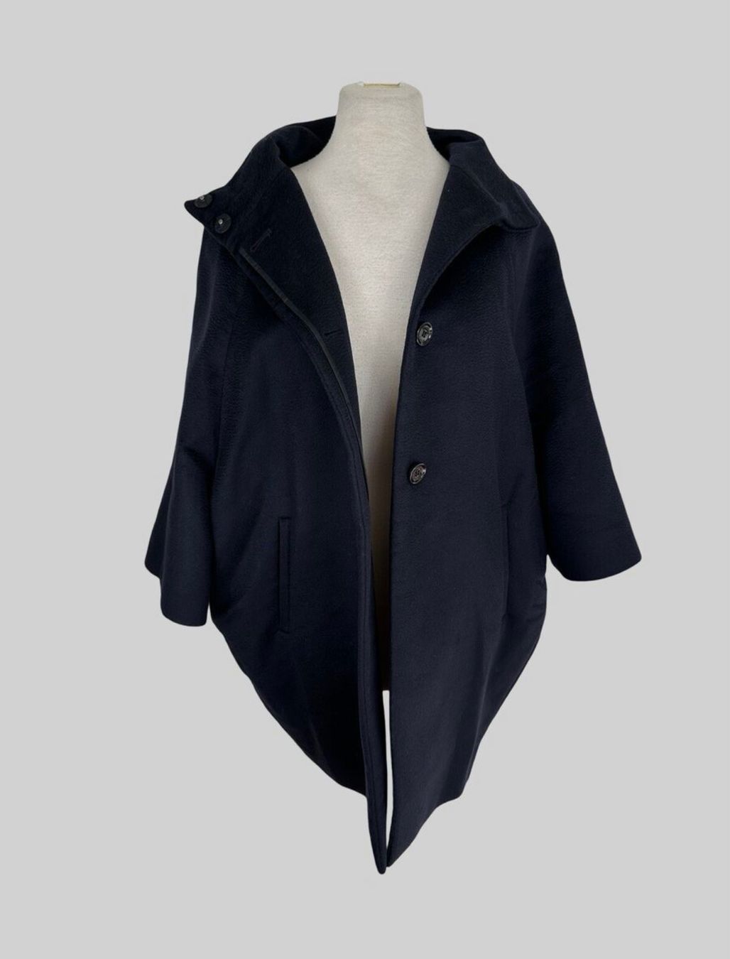 Max Mara Cappotti: Max Mara Mantel Navy – Usato da Zug venduto da MOrg01 3
