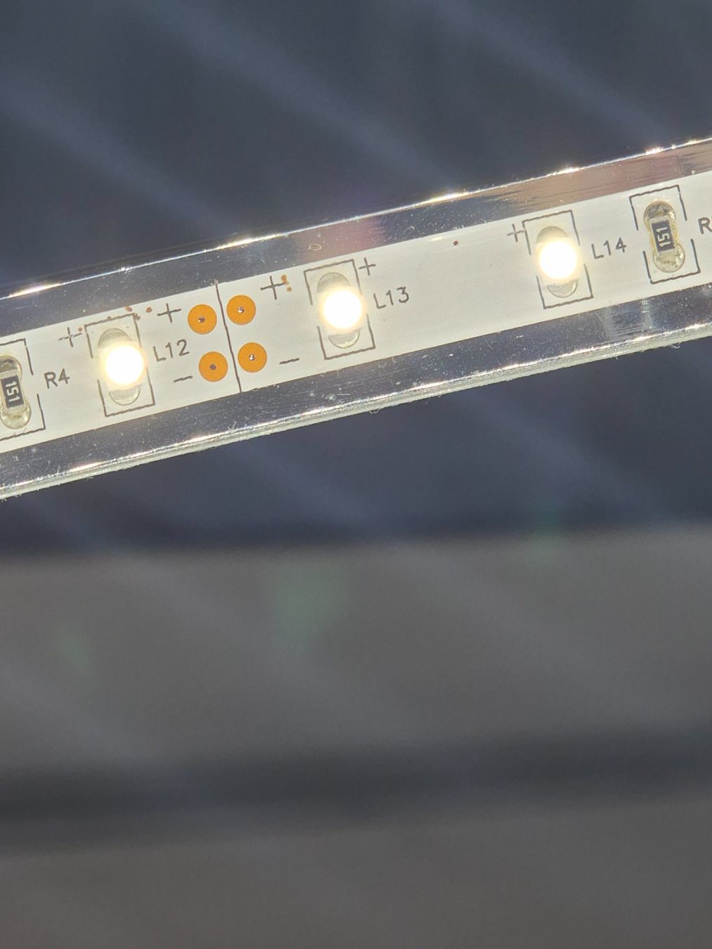 Lampadari & plafoniere: Luminaire lampe à leds – Usato da Biel/Bienne venduto da guyw 2