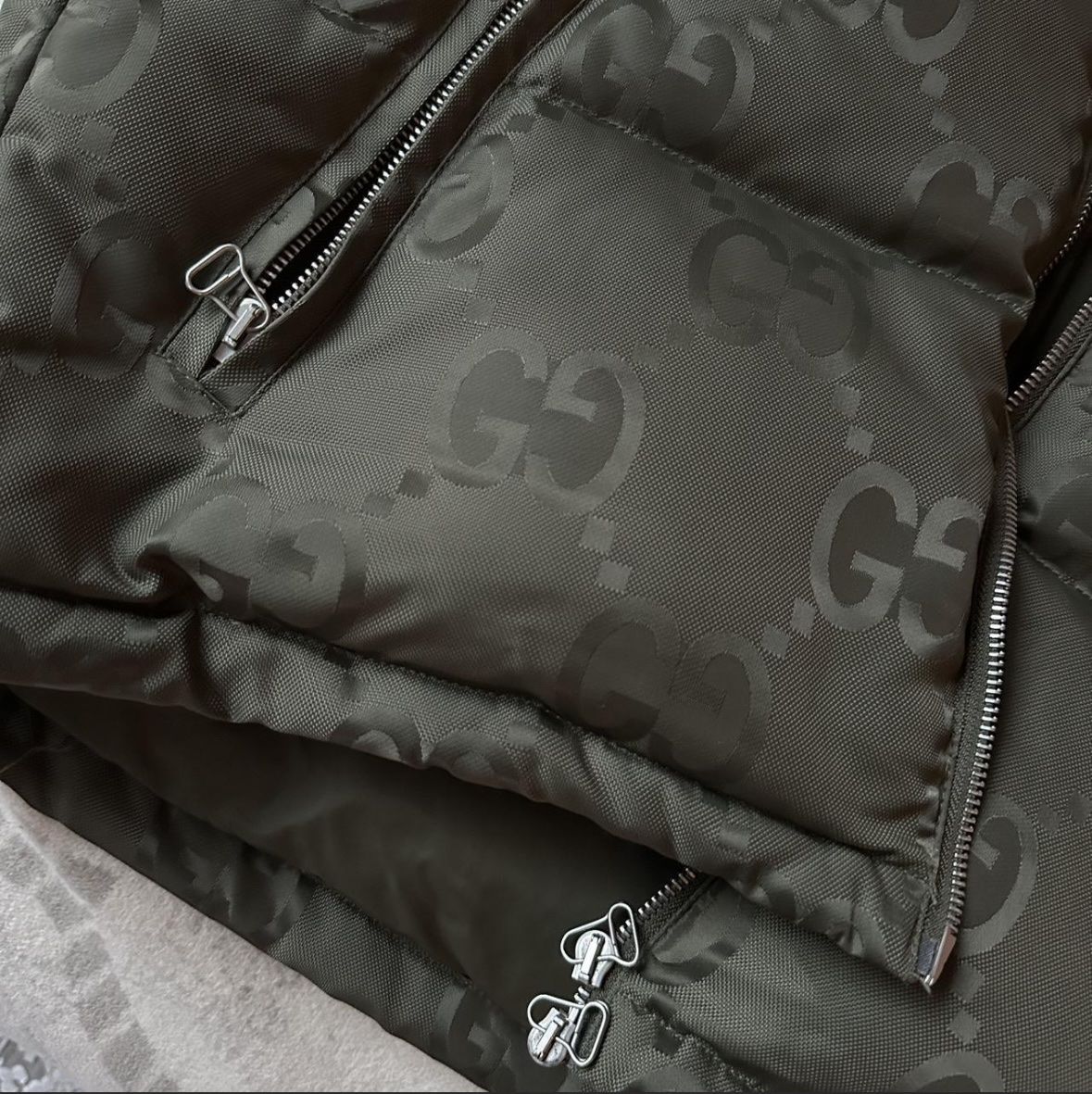 Gucci Gilet & Giacche: Gucci Weste Gilet – Nuovo (secondo la descrizione) da Dättwil AG venduto da lor_wx7h 2