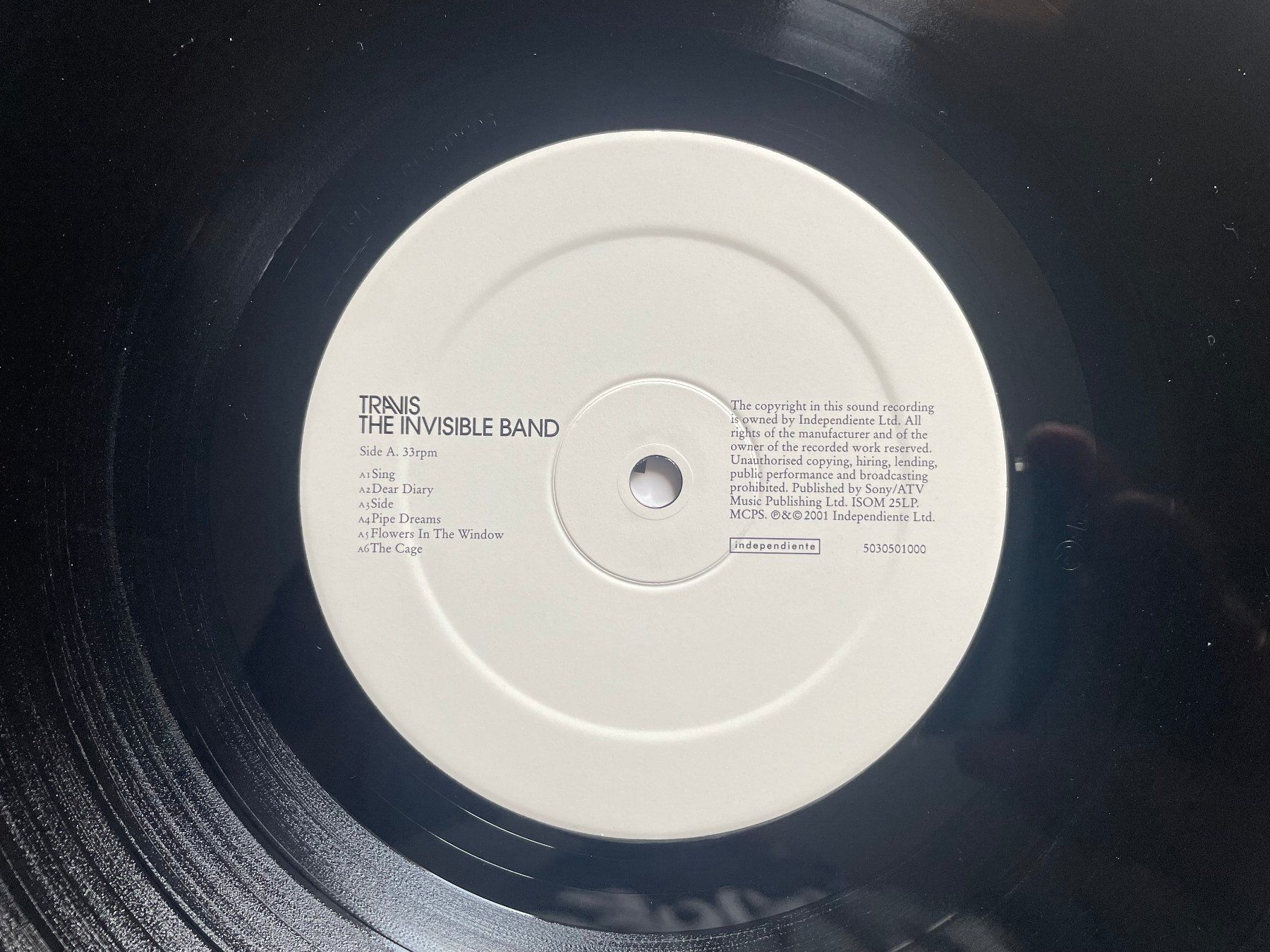 Dischi in vinile: Travis, The Invisible Band,  UK, Original!! – Usato da Kleinlützel venduto da Vinylspezi 5