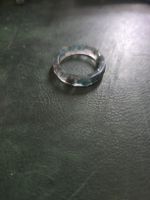 Handgemachter Harz Ring, Unikat, Top Zustand, mit Apatit!