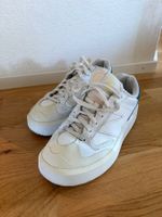 New Balance CT302 Sneakers