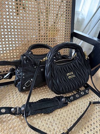 Tasche Echte Leder - je 100 CHF