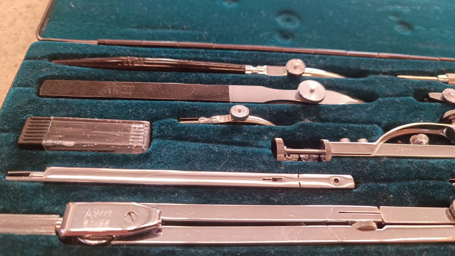 Zirkel: Kern Aarau Zeichenzirkel Set Vintage – Gebraucht aus Reiden von Zofi-Brocki 1