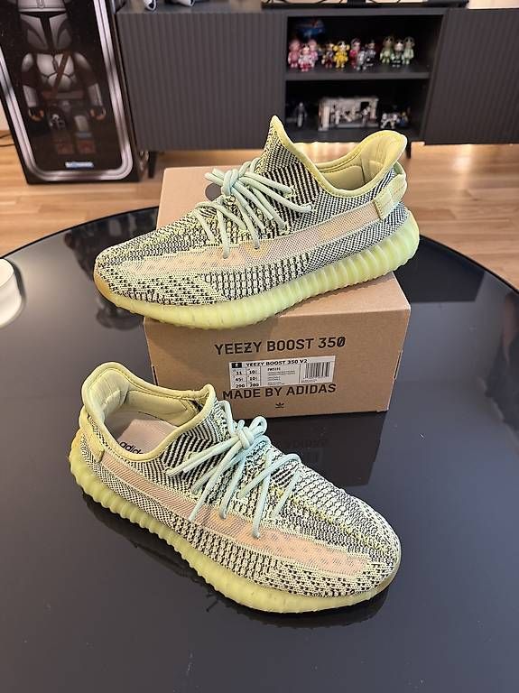 Chaussures hommes: Yeezy Boost 350 Non Reflective US11.5 – D'occasion à Zug par YvesX