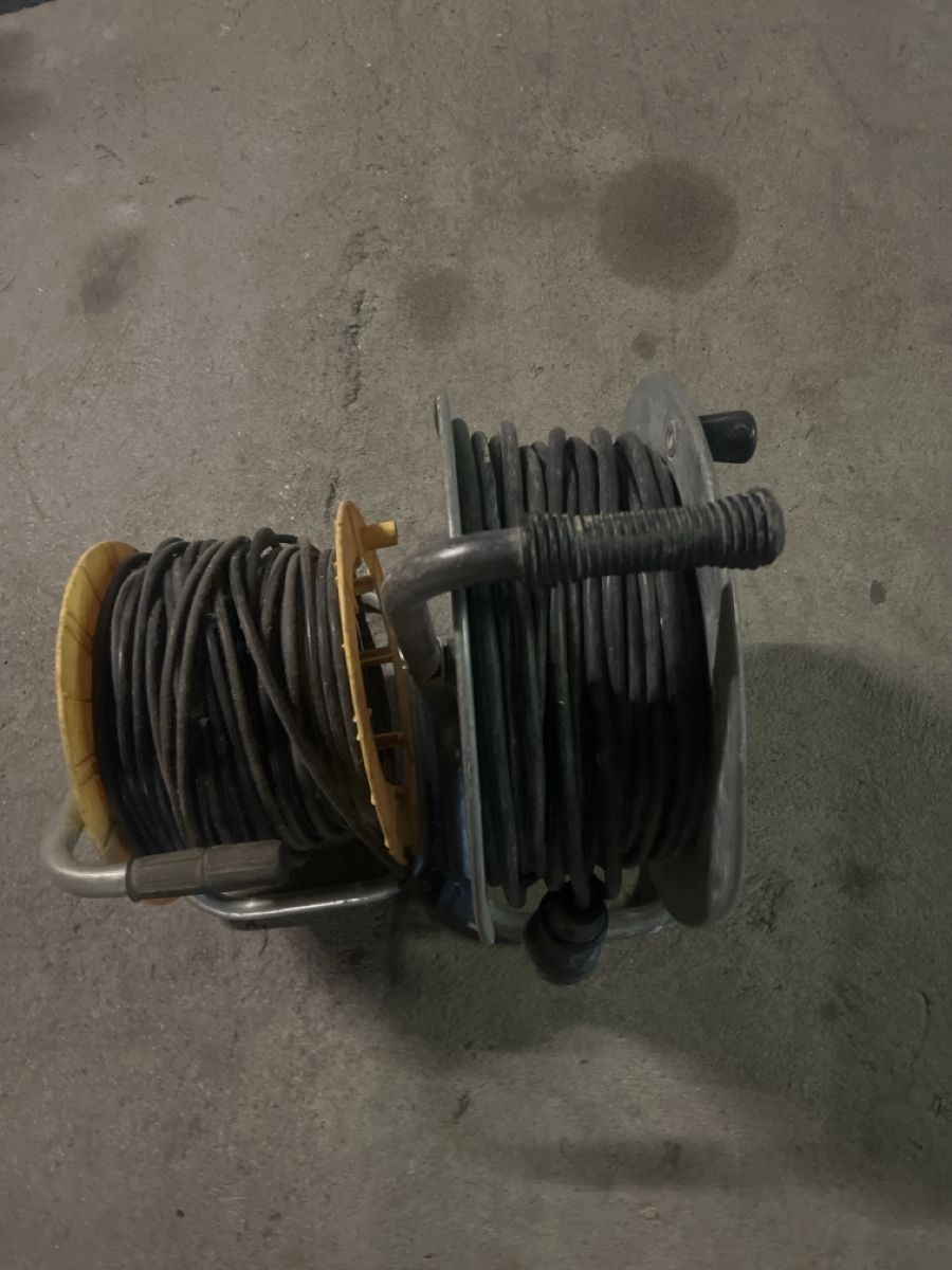 Cavi: Kabel roller  – Usato da Ostermundigen venduto da moh_2m6r