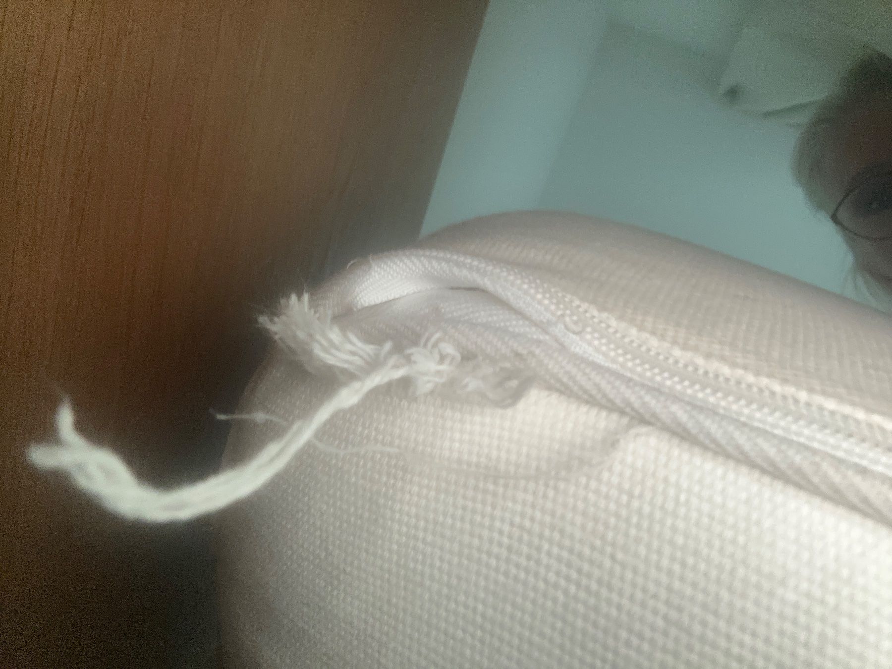 Betten: Malm Bett inkl. Matratze & Topper – Gebraucht aus Wollerau von  3