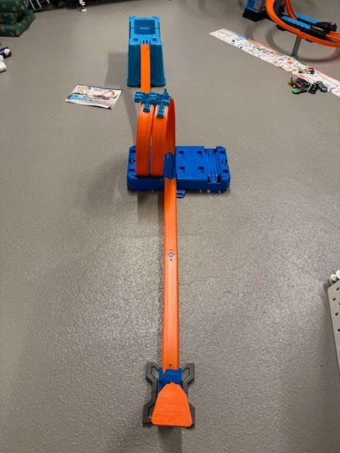 Hot Wheels Giocattoli: Hotwheels Sky Crash Tower mit 6 Autos – Usato da Zürich venduto da urs_myf7 5