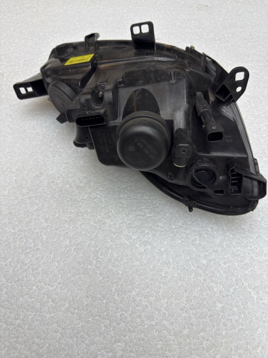 Smart Tutti pezzi di ricambio auto: Smart 451 Scheinwerfer Links  – Usato da Scherz venduto da spike22.5 1