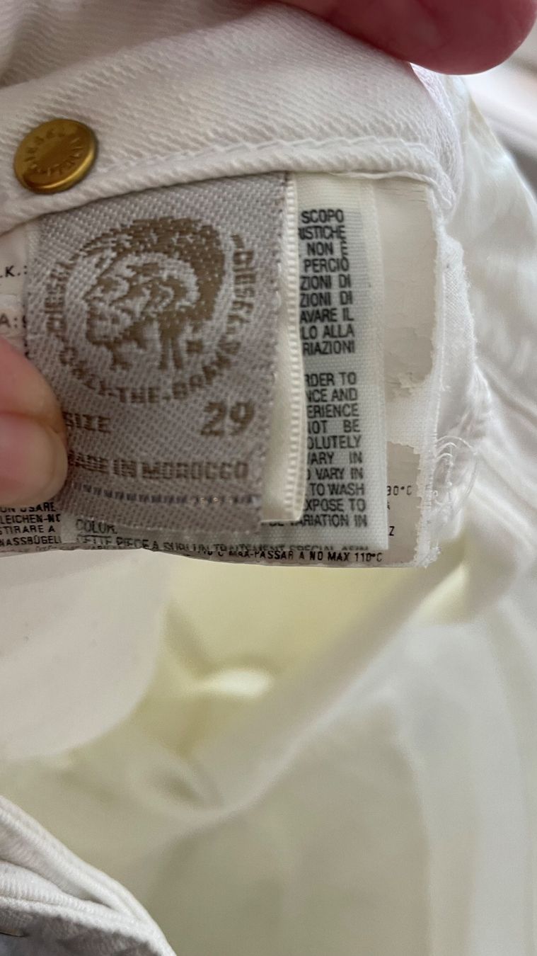Diesel Jeans: Diesel Jeans Dame weiss Grösse 29 – Gebraucht aus Zollikon von rundbsurf 2