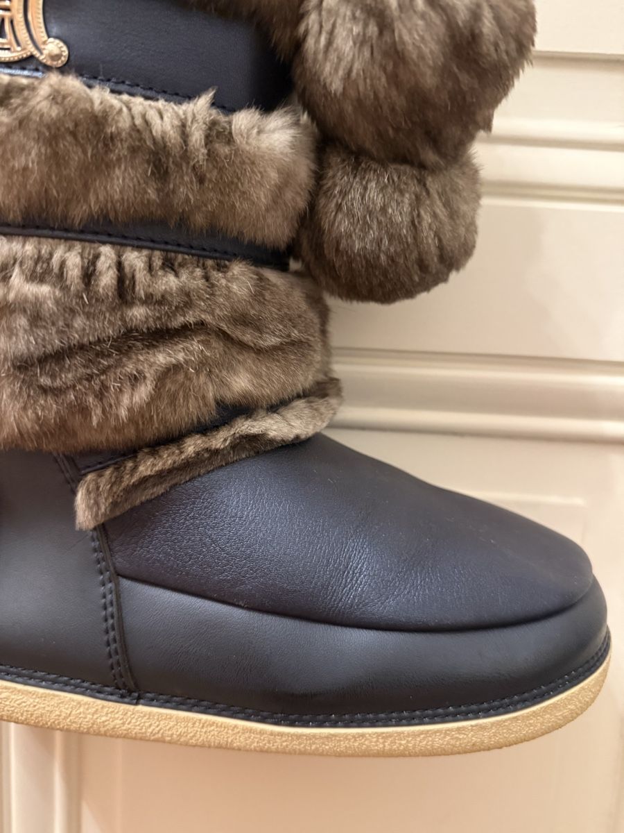 Celine Scarpe da donna: Celine fur snow boots – Usato da Genève venduto da din_8xv2 8