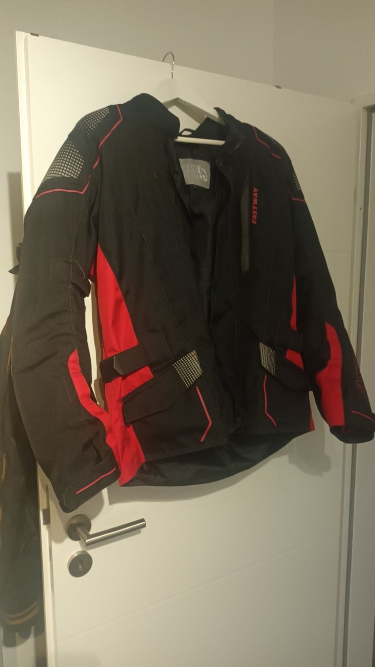 Giacche: Motorrad Jacke – Usato da Adlikon venduto da SkodaFabia92