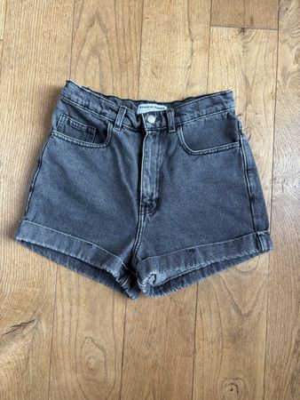 American Apparel Jeans Shorts Grösse 28