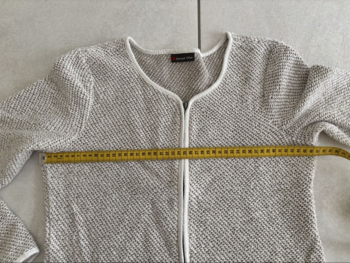 Maglioni & Felpe: Street One Boucle-Strick Gr.M – Usato da Eglisau venduto da 3flower-power3 3
