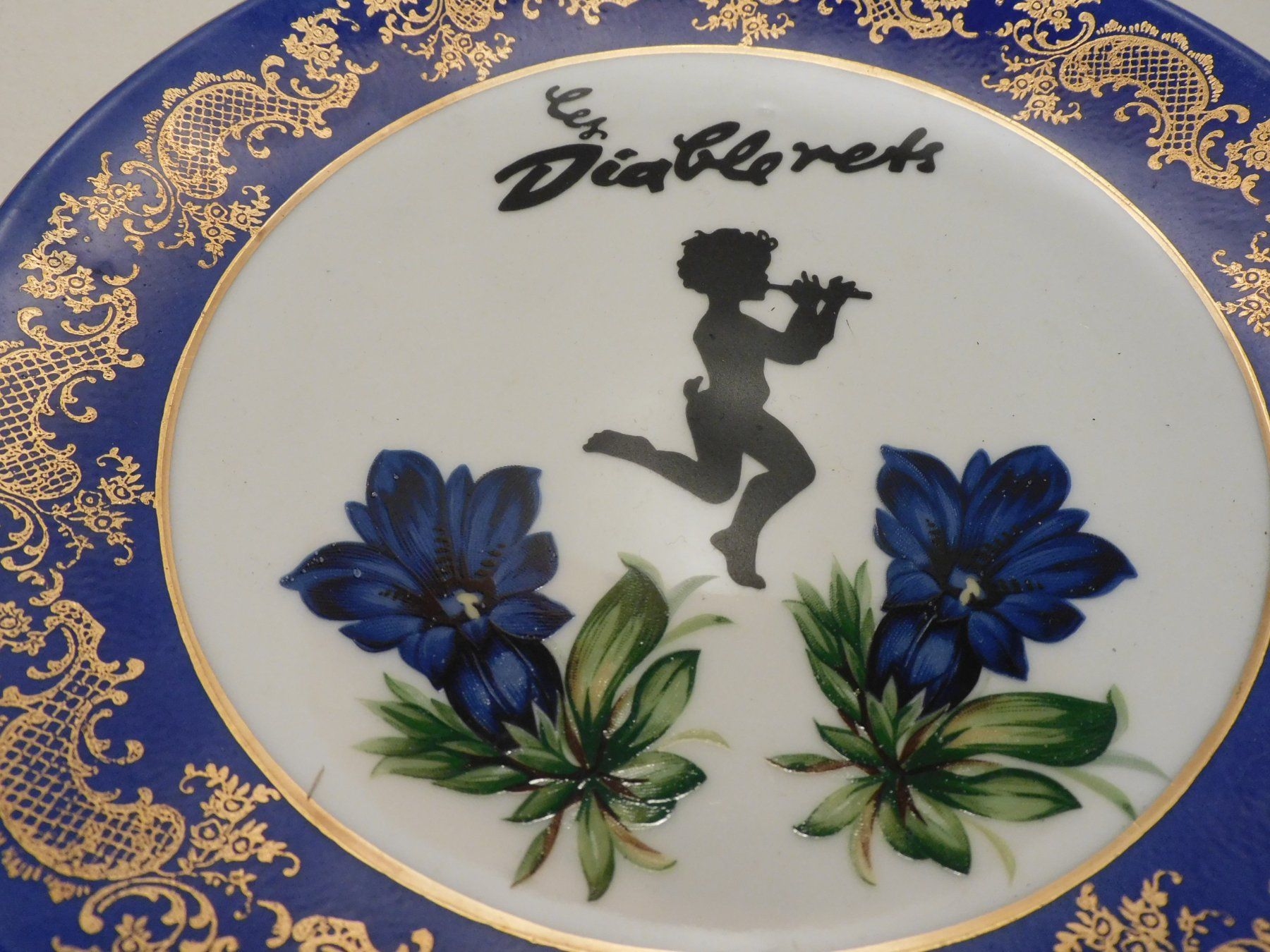 Assiettes: Sammelteller alter Porzellan Teller – D'occasion à Sursee par 76 5