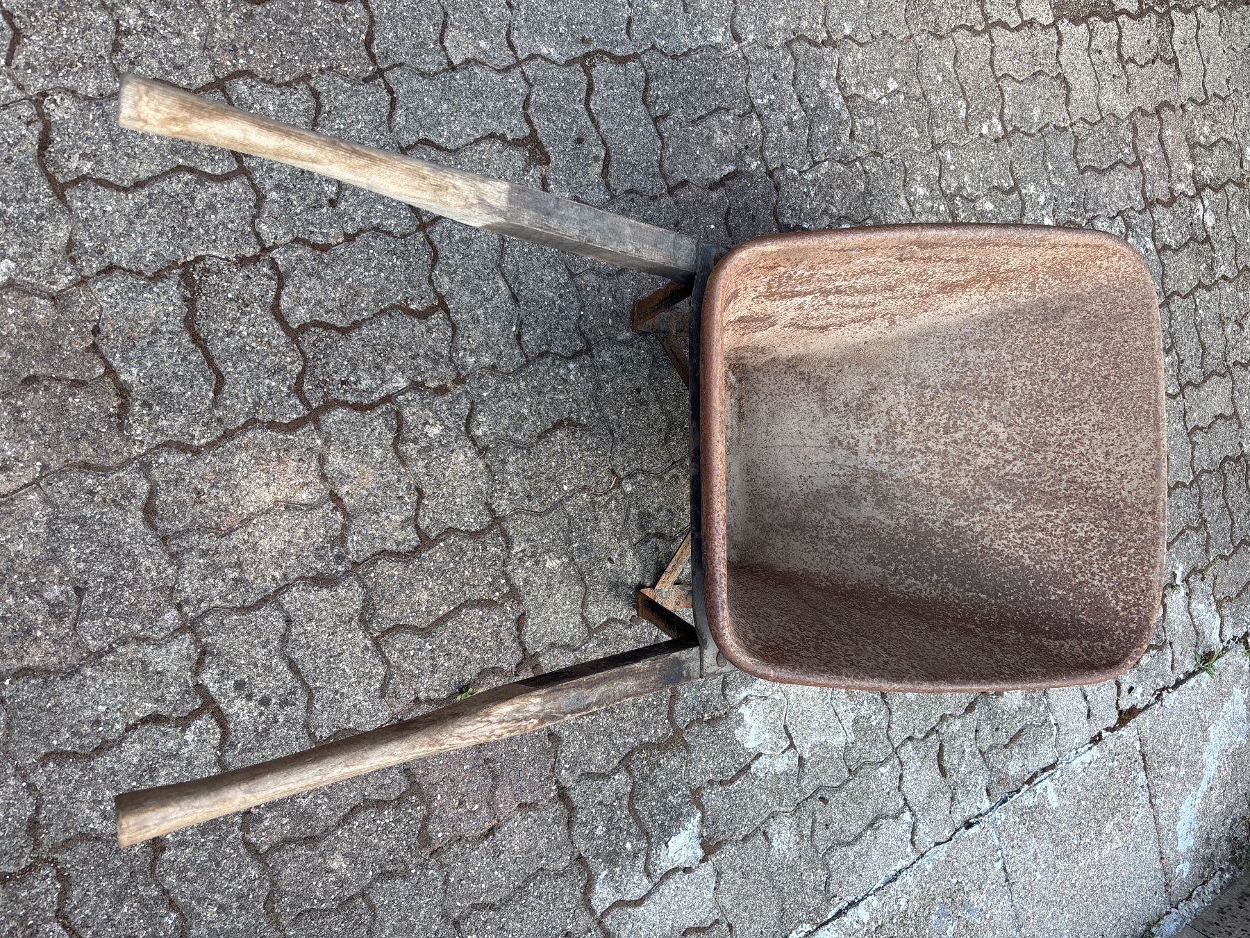 Schubkarren: Perfecta Schubkarre – Gebraucht aus Schaffhausen von luk_8ny5 2