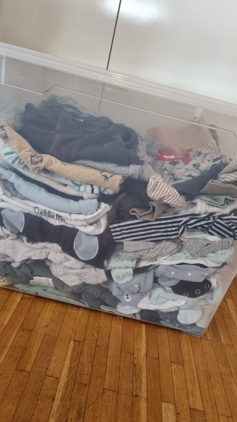 Kleiderpakete & -sets: Baby Kleiderpaket gemischt  – Gebraucht aus Thayngen von neuli