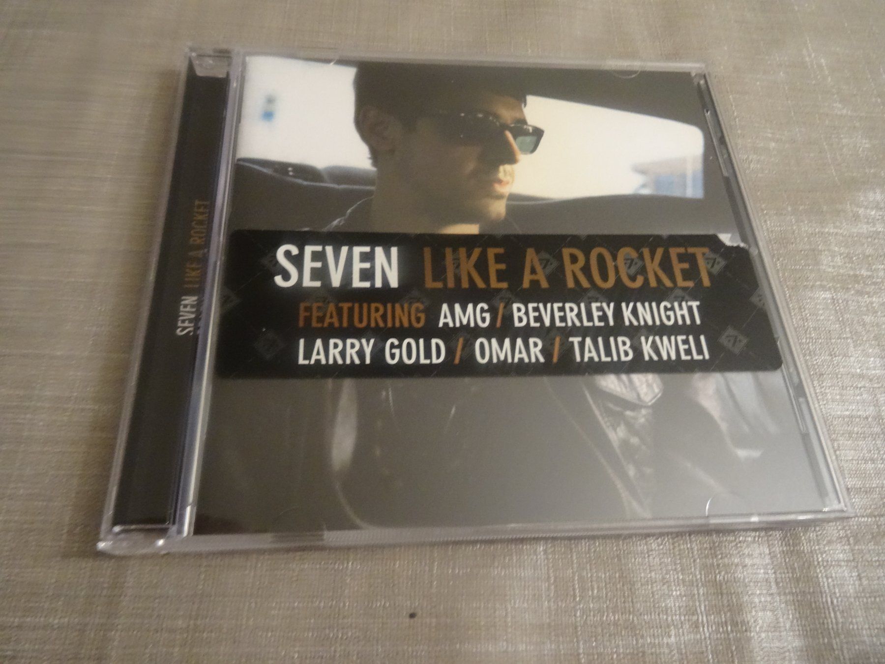 CD: Seven - Like A Rocket CD – Usato da Olten venduto da Disc-Ausverkauf