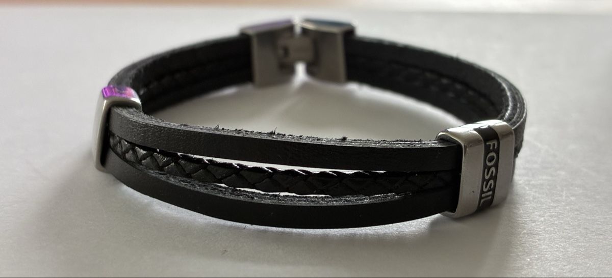 Fossil Bracciali & Braccialetti: Fossil black leather bracelet black, adjustable length – Usato da Basel venduto da cat_sq5m 1