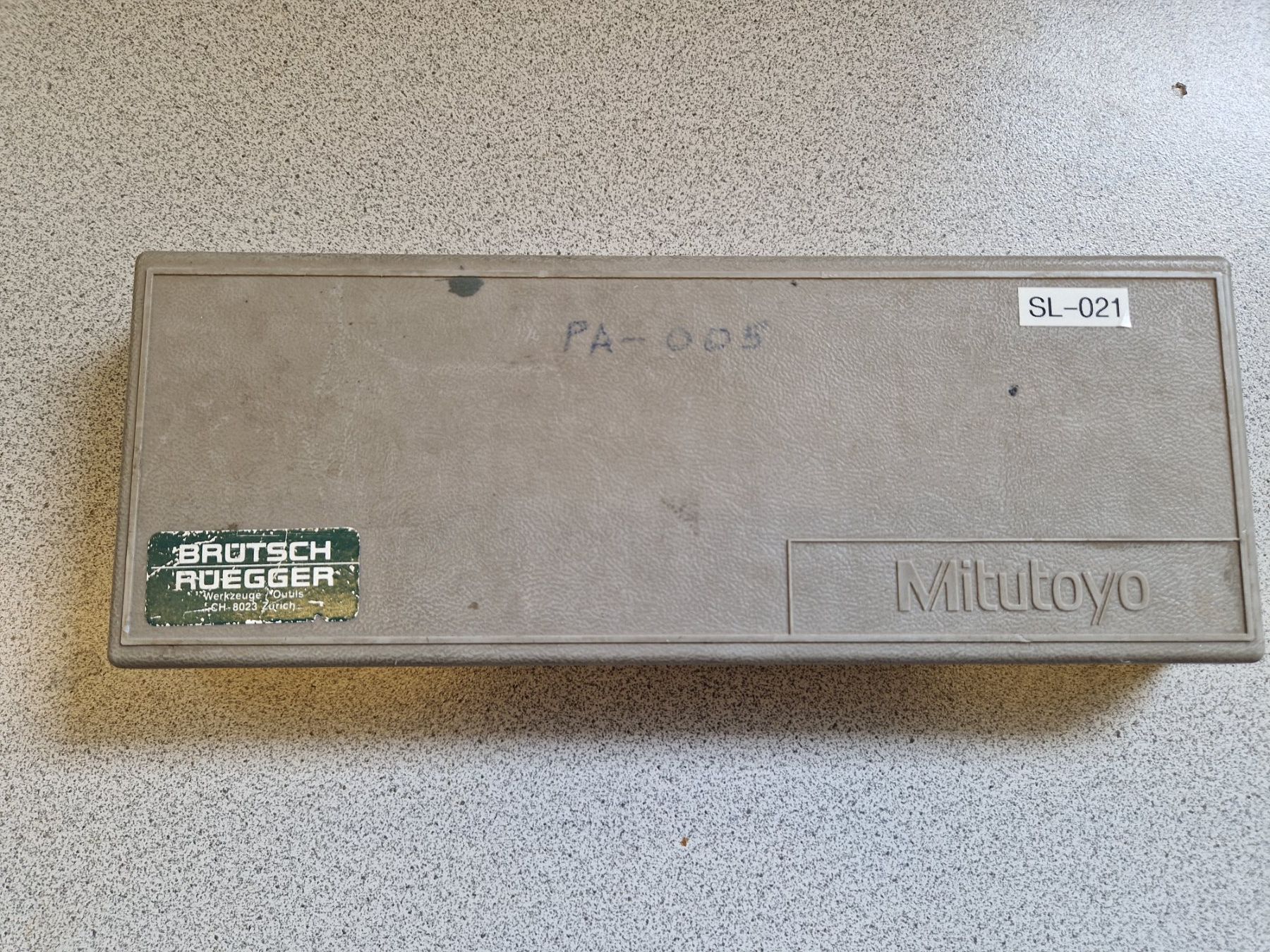 Mitutoyo Misurare: Mitutoyo Uhrenschieblehre 150mm – Usato da Luzern venduto da sim_67cx 2