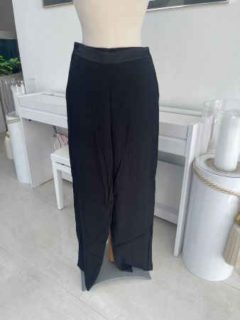 Elegante schwarze Stoffhose Gr. 40 Patricia Pepe