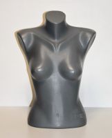 Schaufensterpuppe Damen Büste Torso /grau/ 56 cm