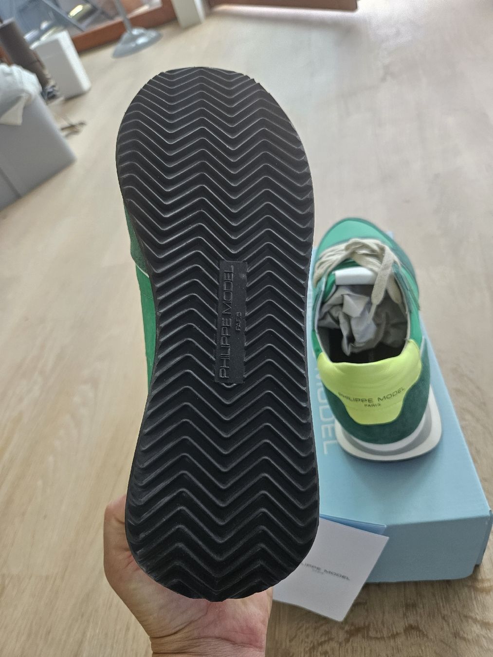 Scarpe da uomo: Philippe Model Trainers Grün 42 Neu – Nuovo e nell'imballaggio originale da Altendorf venduto da nab_mxj7 4