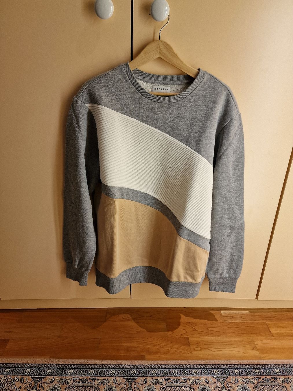 Bershka Maglioni & Felpe: Sweater / Pullover - Grösse L – Usato da Bürglen UR venduto da luiroedes