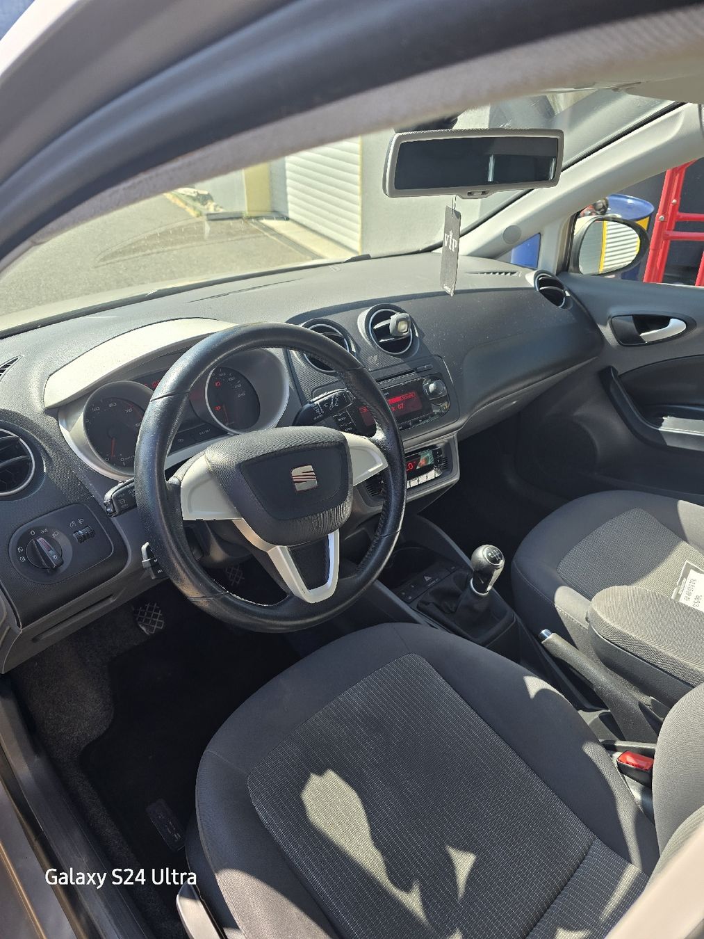 Seat Automobili: SEAT IBIZA 1.2 EXPERTISÉ 13.07.2026 – Usato da CERNIER venduto da GarageConcept-Car 4