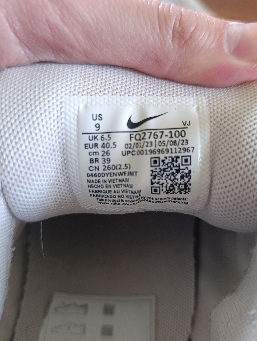 Nike Scarpe da uomo: Nike P-6000 weiss, beige Gr. 40.5 – Usato da Baar venduto da L.isa28 6