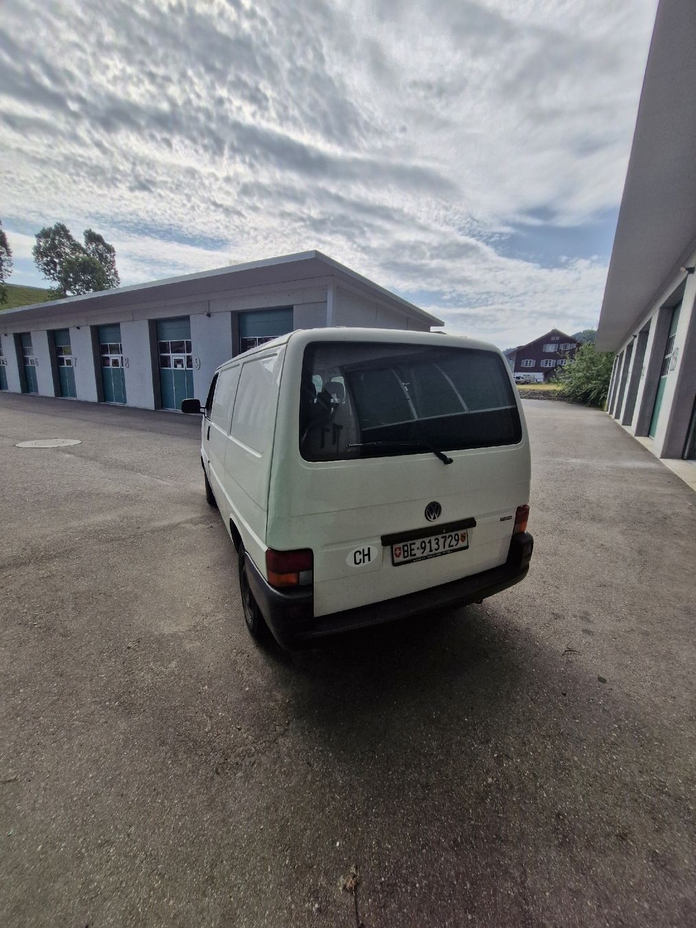 VW Autos: vw t4 2.5 tdi  – D'occasion à Eriswil par Resli-180-90 2