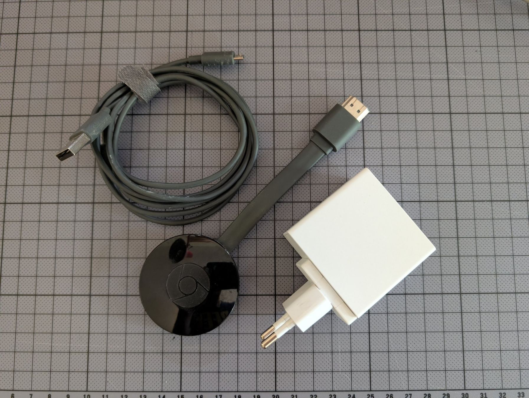 Google Multimediaplayer & Streamer: Google Chromecast 2nd Gen – Gebraucht aus Delémont von breacH 1