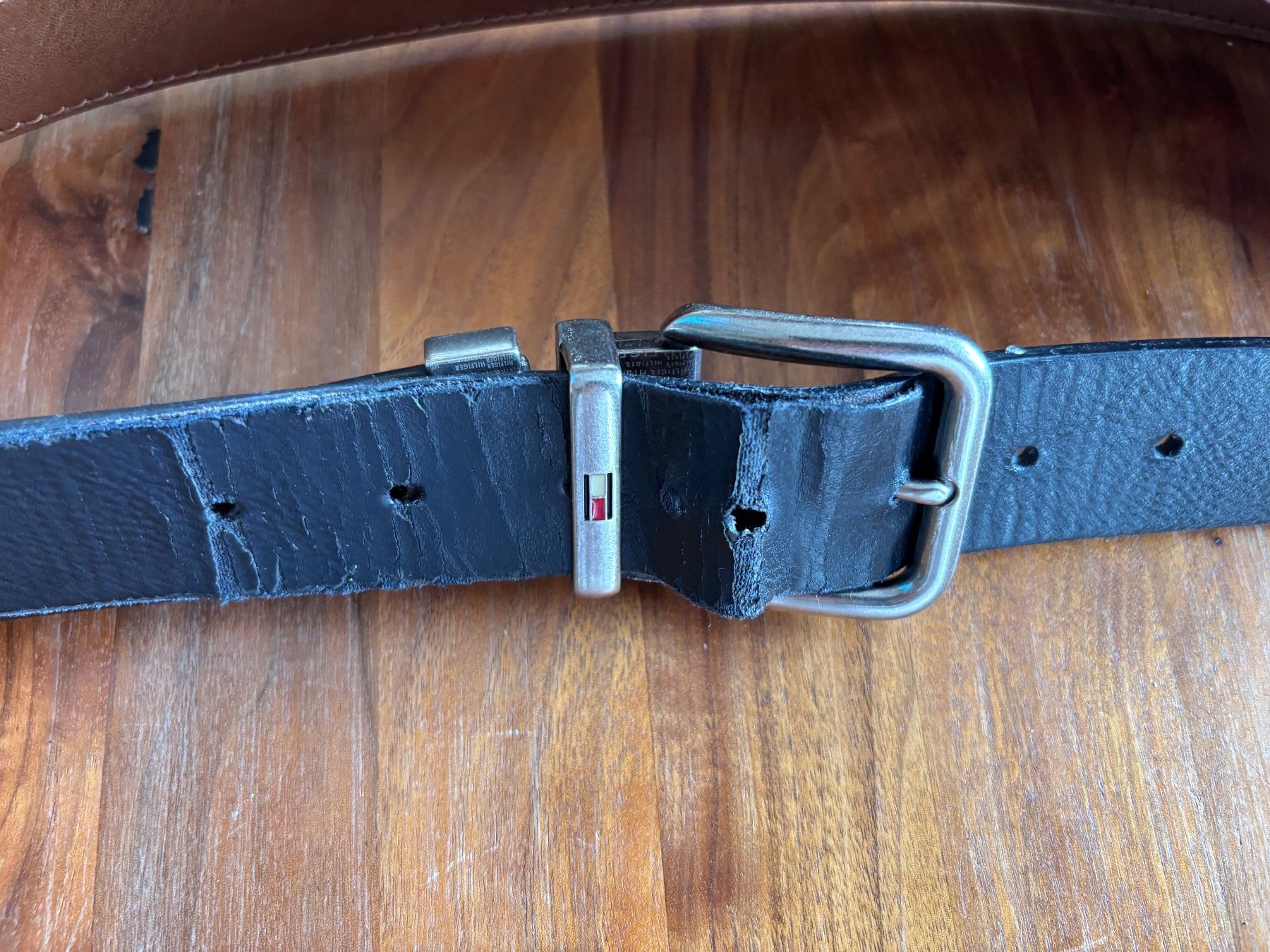Tommy Hilfiger Cinture: Alter Tommy Hilfiger Gurt – Usato da Balsthal venduto da Uroby 1