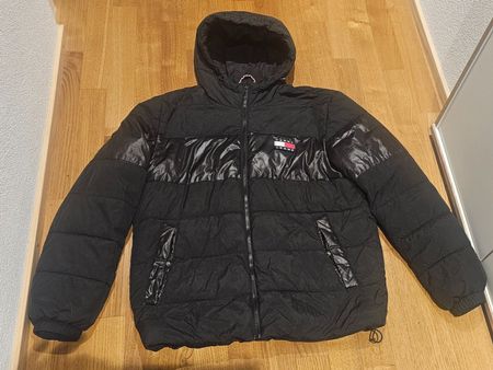 Tommy Hilfiger Winterjacke, Grösse M, Top Zustand!