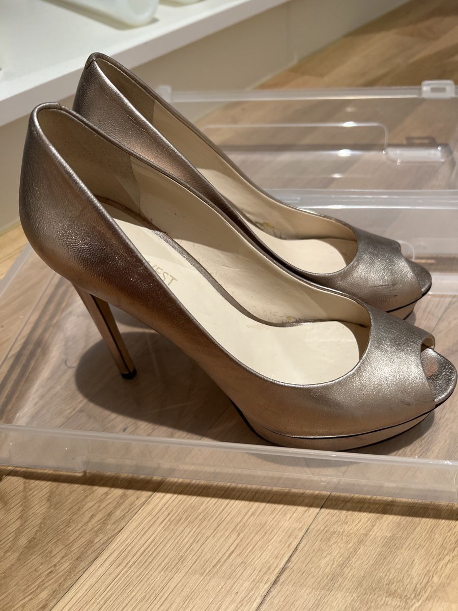 Damenschuhe: High Heels Nine West gold – Gebraucht aus Winterthur von yar_dpp8 1