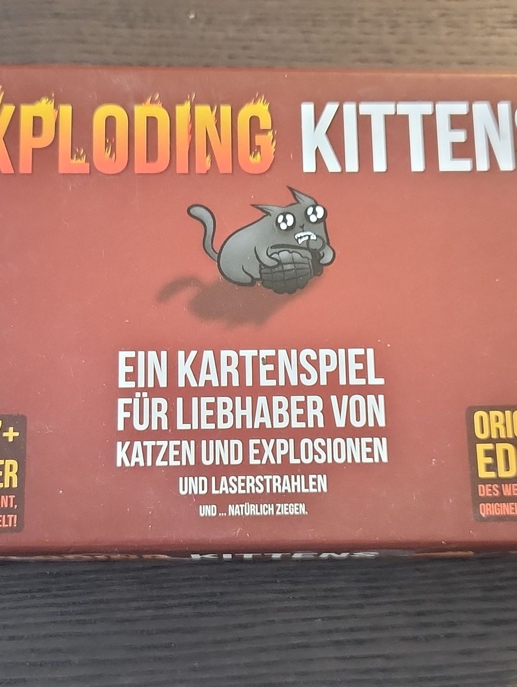 Giochi: Exploding Kittens Kartenspiel neuwertiger Zustand – Usato da Winterthur venduto da laesso