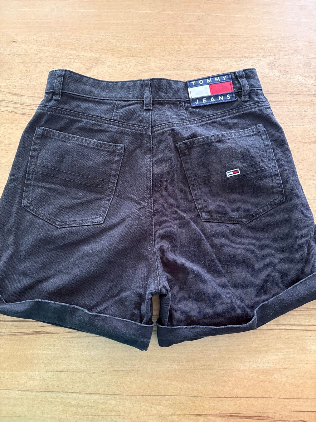 Tommy Hilfiger Pantaloni: Shorts - Tommy Jeans - Grösse 29 – Usato da Oberuzwil venduto da jabano 2