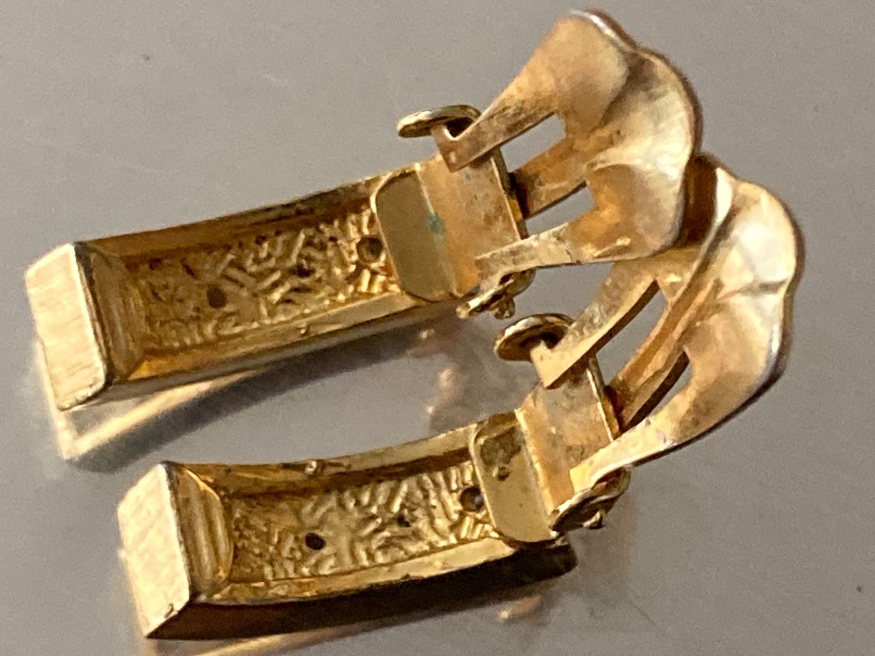 Orecchini pendenti & Orecchini a lobo: Boucles d’oreilles vintage doré – Usato da Marly venduto da Antigona71 1