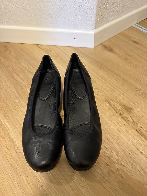 Scarpe da donna: Ballerina mit Absatz – Nuovo e nell'imballaggio originale da Muri AG venduto da mar_svd7 1